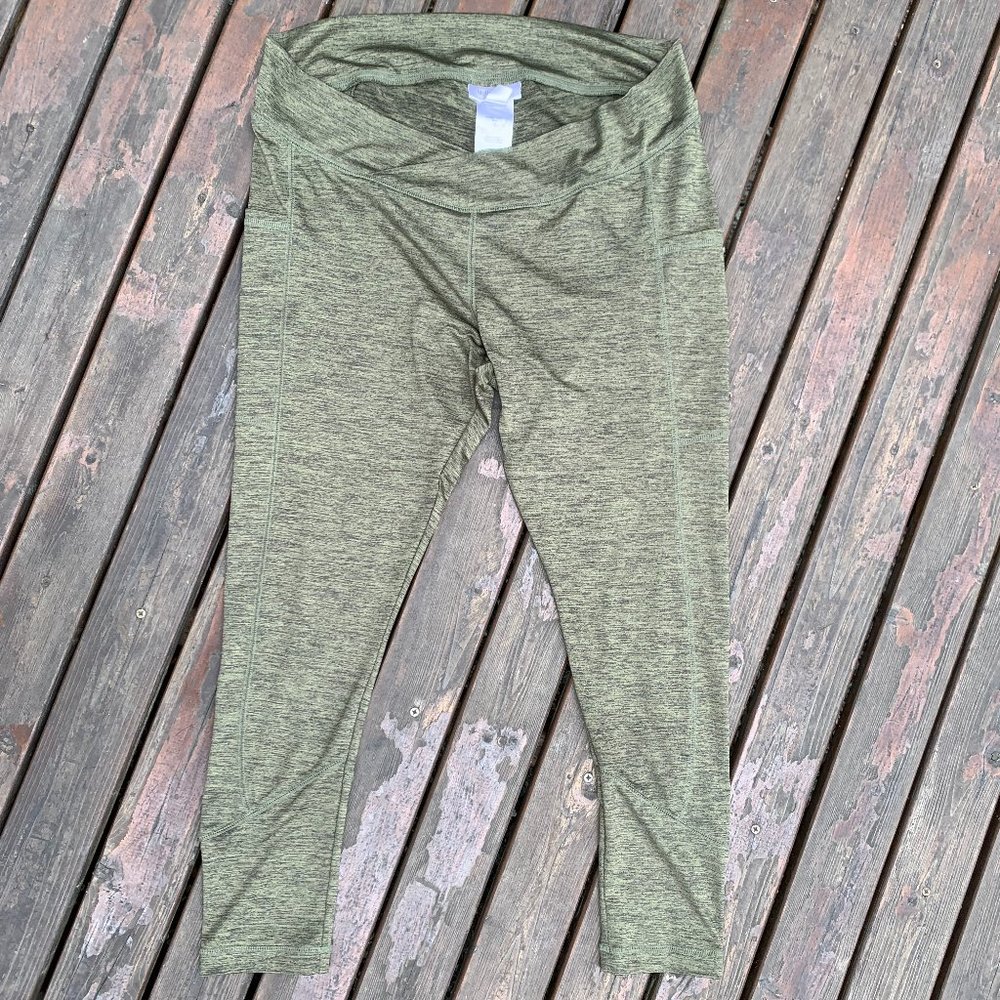 Motherhood Maternity Large Green Leggings with Side Pockets